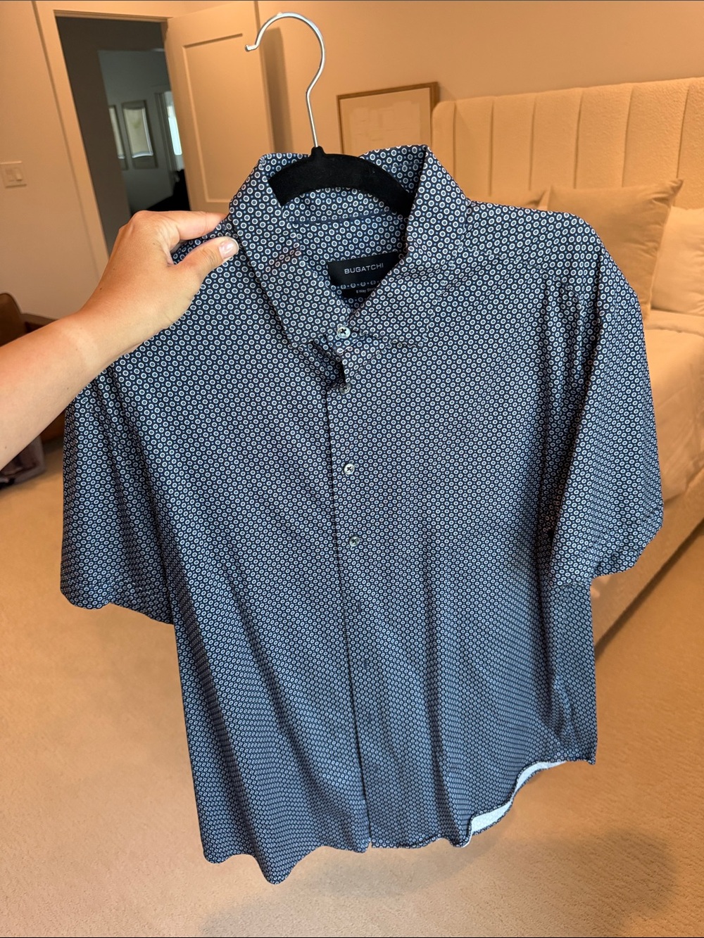 Bugatchi Navy Short-Sleeve Button-Up Shirt with White Geo Print